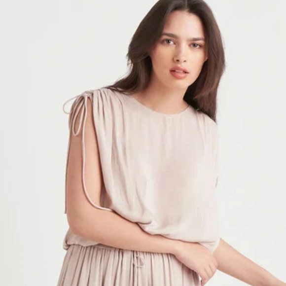 Black Tape by Dex Elastic Waist Light Beige Top Size M - Picture 1 of 11